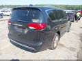 2018 Chrysler Pacifica — photo 4 of 16 | VIN 2C4RC1EG4JR226656