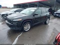 2017 Jeep Cherokee — photo 2 of 18 | VIN 1C4PJMDS1HW589471