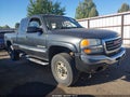 2004 GMC Sierra — photo 14 of 17 | VIN 1GTHK29U44E371699