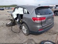 2016 Kia Sorento — photo 3 of 16 | VIN 5XYPG4A56GG037800