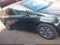 2015 Honda Odyssey — photo 13 of 16 | VIN 5FNRL5H95FB065614