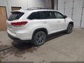 2019 Toyota Highlander — photo 4 of 19 | VIN 5TDJZRFH6KS565106