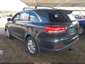 2017 Kia Sorento — photo 3 of 16 | VIN 5XYPGDA5XHG240819