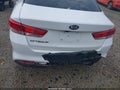 2018 Kia Optima — photo 6 of 17 | VIN 5XXGT4L38JG189631