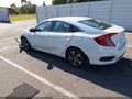 2019 Honda Civic — photo 3 of 16 | VIN 2HGFC2F66KH510426