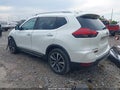 2017 Nissan Rogue — photo 3 of 17 | VIN 5N1AT2MV0HC781282