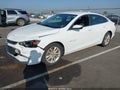 2018 Chevrolet Malibu Limited — photo 2 of 15 | VIN 1G1ZD5ST0JF223114