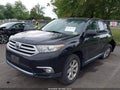 2011 Toyota Highlander — photo 2 of 16 | VIN 5TDBK3EH6BS059458