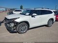 2021 Toyota Highlander — photo 2 of 17 | VIN 5TDDZRBH3MS543022