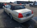2008 Lincoln Town Car — photo 3 of 16 | VIN 2LNHM82W48X658503