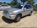 2005 Toyota Highlander — photo 2 of 16 | VIN JTEDP21A650064367