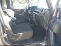2017 Jeep Wrangler Unlimited — photo 5 of 16 | VIN 1C4HJWDG4HL572127
