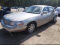 2010 Lincoln Town Car — photo 2 of 19 | VIN 2LNBL8CV1AX620649