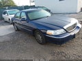 2008 Lincoln Town Car — photo 1 of 12 | VIN 2LNHM82W28X660833