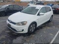 2016 Volkswagen e-Golf — photo 2 of 14 | VIN WVWKP7AU3GW914488
