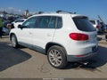 2012 Volkswagen Tiguan — photo 3 of 11 | VIN WVGAV7AX6CW599364