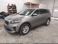 2019 Kia Sorento — photo 2 of 16 | VIN 5XYPGDA58KG521010