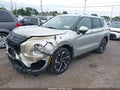 2022 Mitsubishi Outlander — photo 2 of 16 | VIN JA4J3TA87NZ028909
