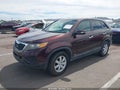 2011 Kia Sorento — photo 2 of 16 | VIN 5XYKTCA16BG015060