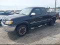 2000 Toyota Tundra — photo 2 of 14 | VIN 5TBRT3411YS009696
