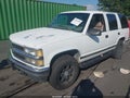 1999 Chevrolet Tahoe — photo 2 of 11 | VIN 1GNEK13R3XJ526490