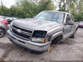 2006 Chevrolet Silverado 1500 — photo 2 of 17 | VIN 2GCEK19B161325330