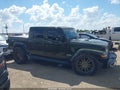 2022 Jeep Gladiator — photo 13 of 16 | VIN 1C6HJTFG2NL162330