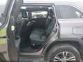 2016 Toyota Highlander — photo 8 of 15 | VIN 5TDKKRFH5GS163352