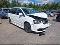 2018 Dodge Grand Caravan — photo 1 of 20 | VIN 2C4RDGEG1JR345197