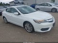 2017 Acura ILX — photo 1 of 16 | VIN 19UDE2F34HA016371