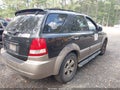 2005 Kia Sorento — photo 4 of 11 | VIN KNDJC733X55450596