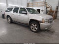 2009 Chevrolet Suburban 1500 — photo 1 of 17 | VIN 1GNFK36379R146774