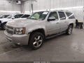 2009 Chevrolet Suburban 1500 — photo 2 of 17 | VIN 1GNFK36379R146774