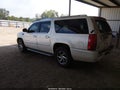2009 Cadillac Escalade ESV — photo 3 of 18 | VIN 1GYFK26209R177126
