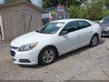 2015 Chevrolet Malibu — photo 2 of 16 | VIN 1G11B5SL8FF236512