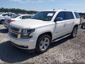 2015 Chevrolet Tahoe — photo 2 of 16 | VIN 1GNSCCKC9FR101235