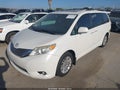 2015 Toyota Sienna — photo 2 of 17 | VIN 5TDYK3DC0FS688588