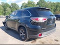 2016 Toyota Highlander — photo 3 of 17 | VIN 5TDJKRFH7GS262914