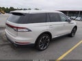 2025 Lincoln Aviator — photo 4 of 16 | VIN 5LM5J7XC9SGL08380