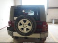 2008 Jeep Wrangler Unlimited — photo 16 of 18 | VIN 1J8GA59158L532139