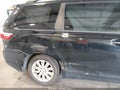 2015 Toyota Sienna — photo 6 of 17 | VIN 5TDDK3DC6FS115693