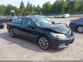 2015 Honda Accord — photo 1 of 17 | VIN 1HGCR2F56FA135862