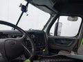 2016 Freightliner Cascadia 125 — photo 7 of 16 | VIN 3AKJGLBG0GSGX0670