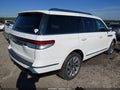 2022 Lincoln Navigator — photo 4 of 17 | VIN 5LMJJ2LT8NEL18115