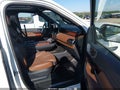 2022 Lincoln Navigator — photo 5 of 17 | VIN 5LMJJ2LT8NEL18115