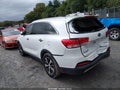 2016 Kia Sorento — photo 3 of 18 | VIN 5XYPHDA11GG022082