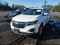 2022 Chevrolet Equinox — photo 2 of 17 | VIN 3GNAXUEV4NL161044