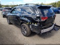 2018 Toyota Highlander — photo 3 of 19 | VIN 5TDJZRFH3JS856516