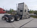 2022 Freightliner New Cascadia 126 — photo 4 of 19 | VIN 3AKJHHDR8NSNE9206
