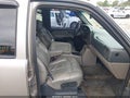 2002 Chevrolet Tahoe — photo 5 of 12 | VIN 1GNEK13Z62J229335